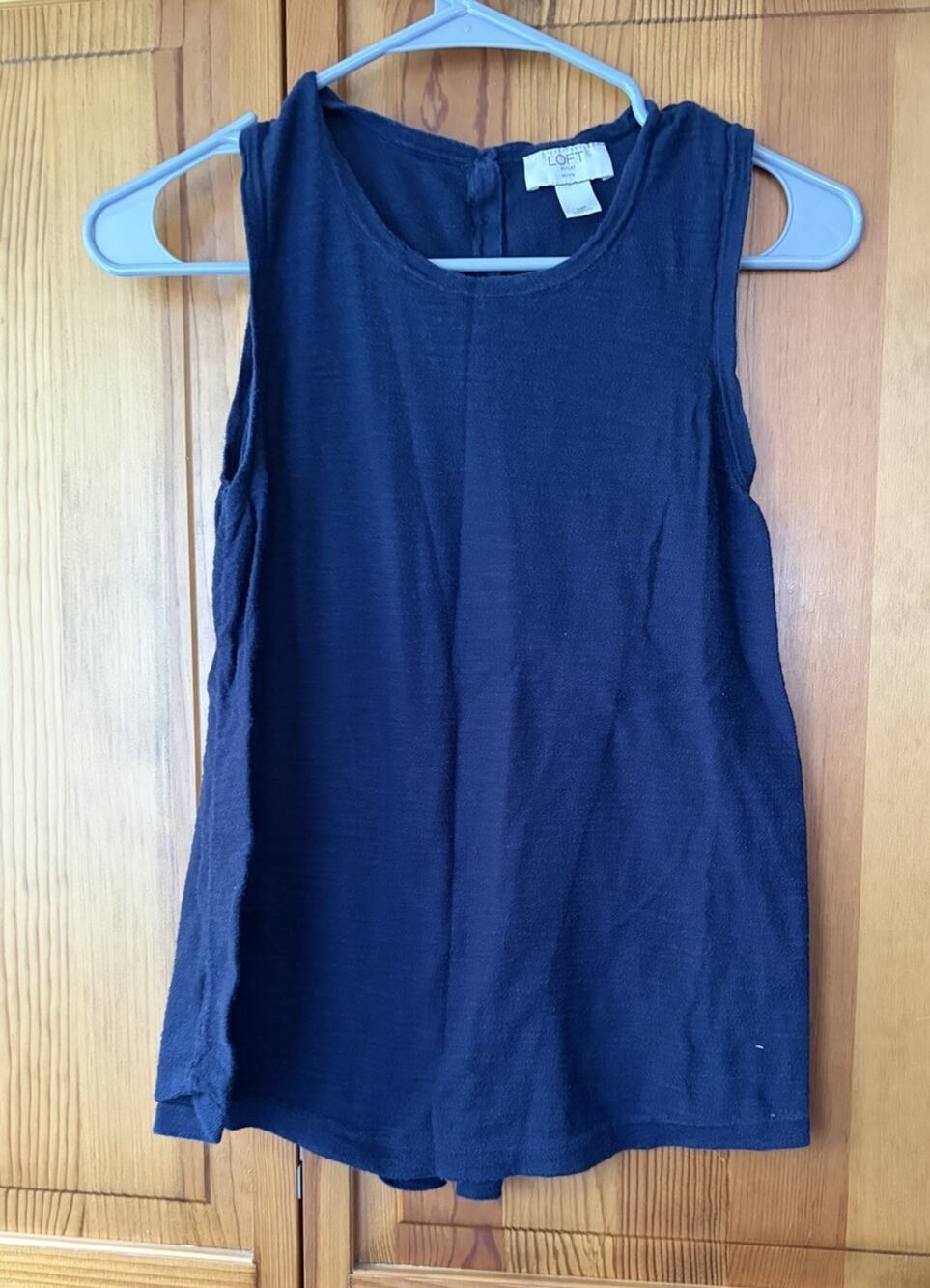 Loft Outlet Women’s Navy Cotton Crewneck Tank With Button Back Detail Size MP